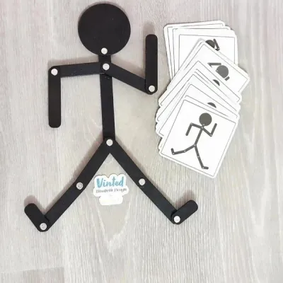 Jeu type Montessori cartes de motricité fine Wooden Man